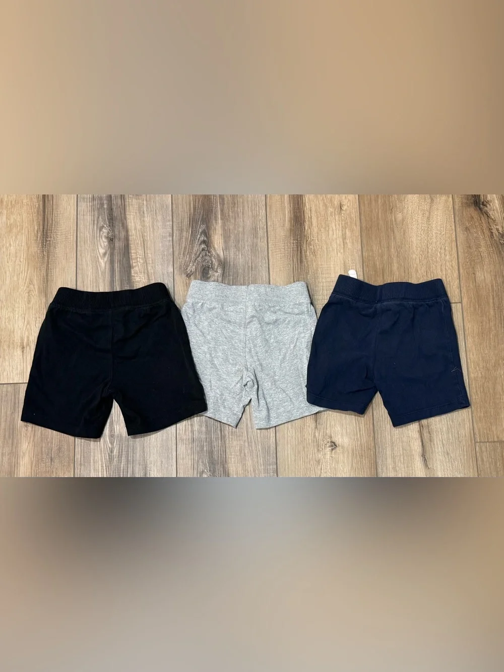 Old Navy Toddler Shorts Bundle 3-Pack Black Gray Navy Size 2T